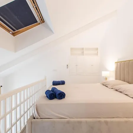 Apartment Lb Vacation I Beautiful Center & Renovated Duplex Minutes From Beaches & Palais *